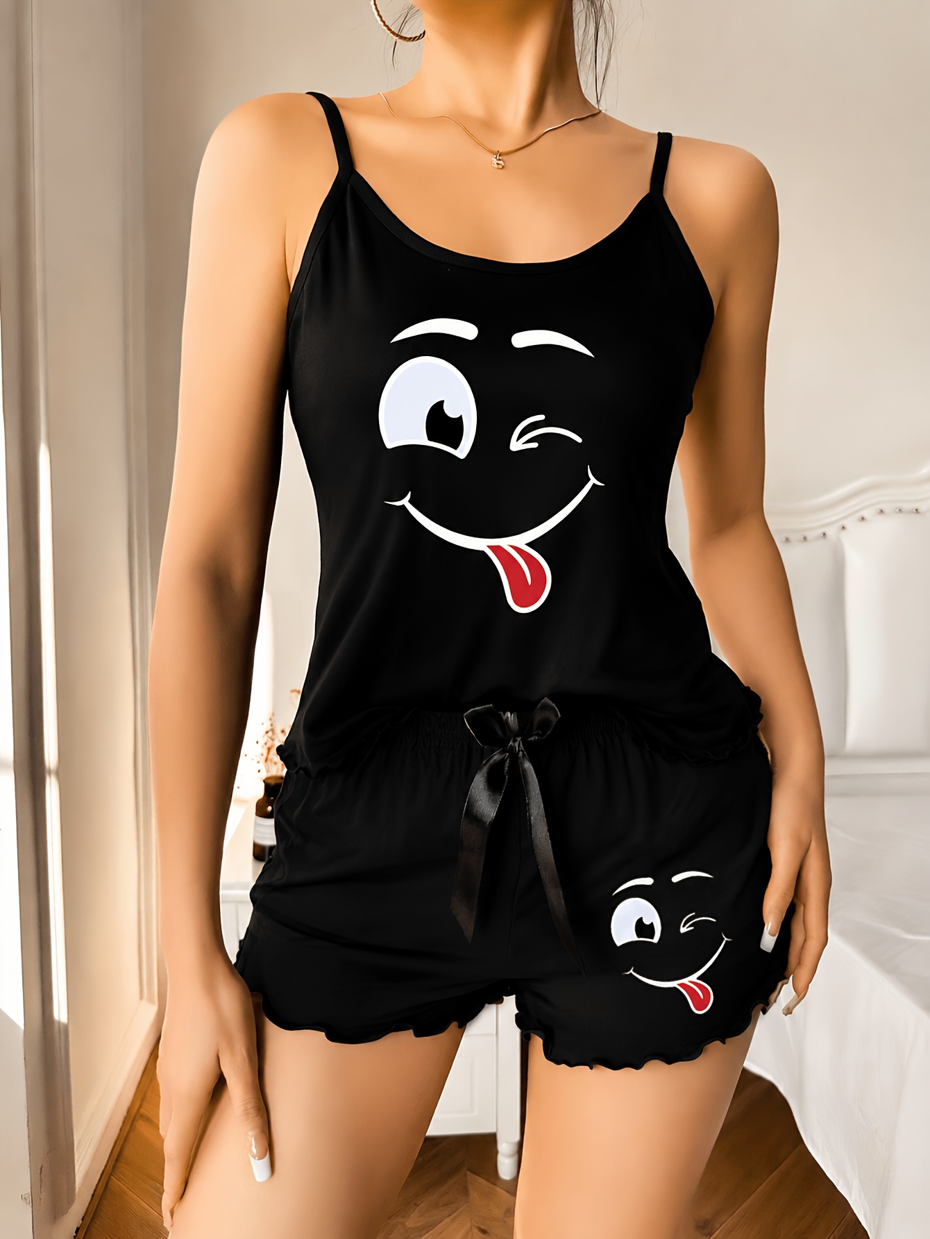 Women'S 2pcs Pajama Set, Smiling Face Theme Camisole Dress Set, Loose Comfortable Shoulder Strap Top, Elastic Fitted Ruffled Shorts, Essential for Spring And Summer Home Wear, Comfortable for All Seasons, Suitable for Home And Gifting - Image 5